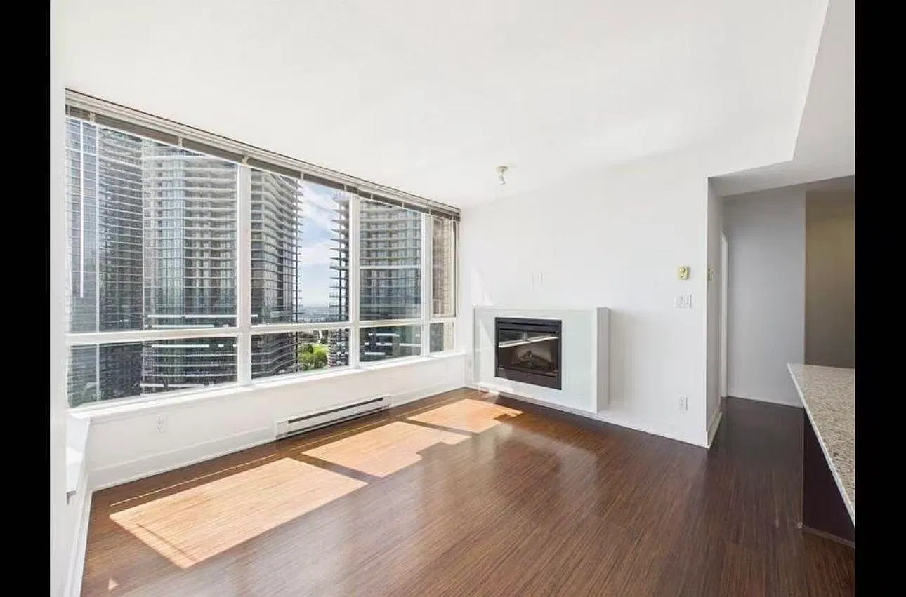 2 bed, 881 sqft, $2,900 — Photo 4
