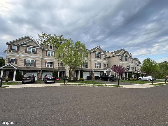 2nd image of 20 Richard Rd