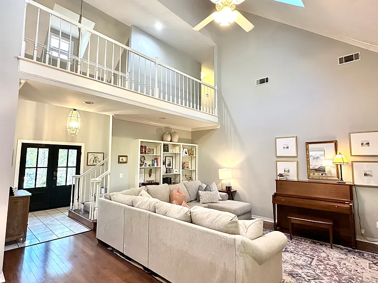 114 Ethan Cv — Photo 10