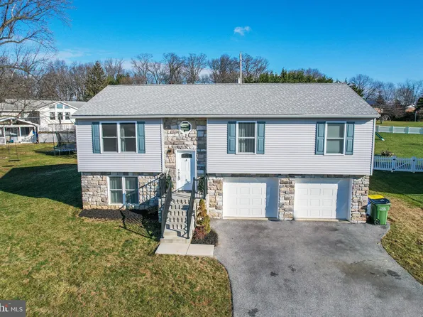 2817 Honey Valley Rd, Dallastown, PA 17313