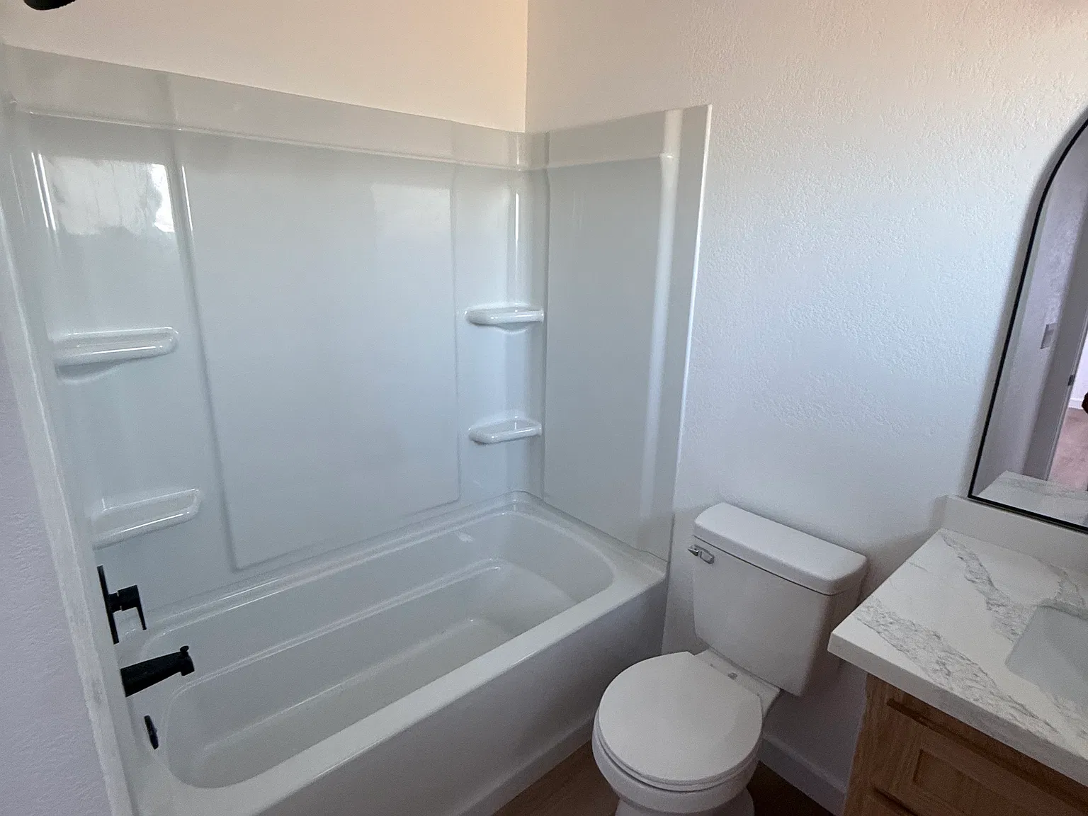 3 bed, 1750 sqft, $2,800 — Photo 4
