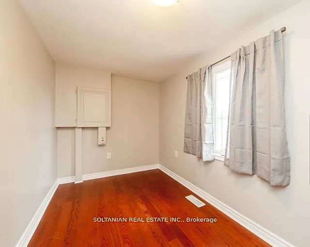 257 Parkwood Ave — Photo 9