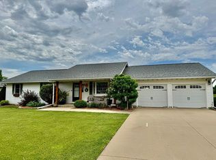 1039 Mi Lor St, Memphis, MO 63555
