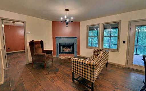 3rd image of 188 Pinecrest Dr