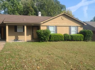 7384 Eastover Dr, Horn Lake, MS 38637