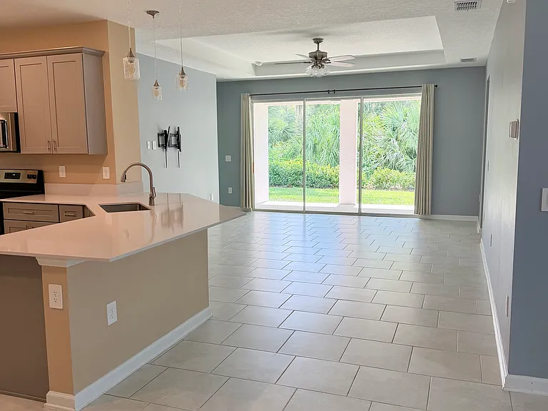 3198 Country Side Dr — Photo 21