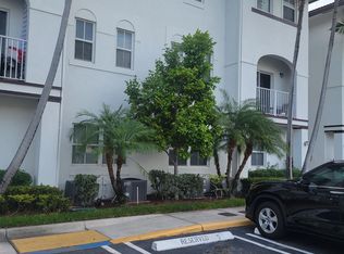 8930 NW 97th Ave APT 206, Doral, FL 33178
