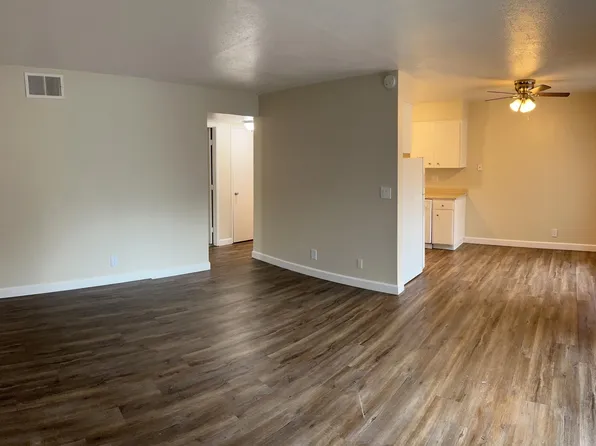 4875 Manzanita Ave APT 40, Carmichael, CA 95608