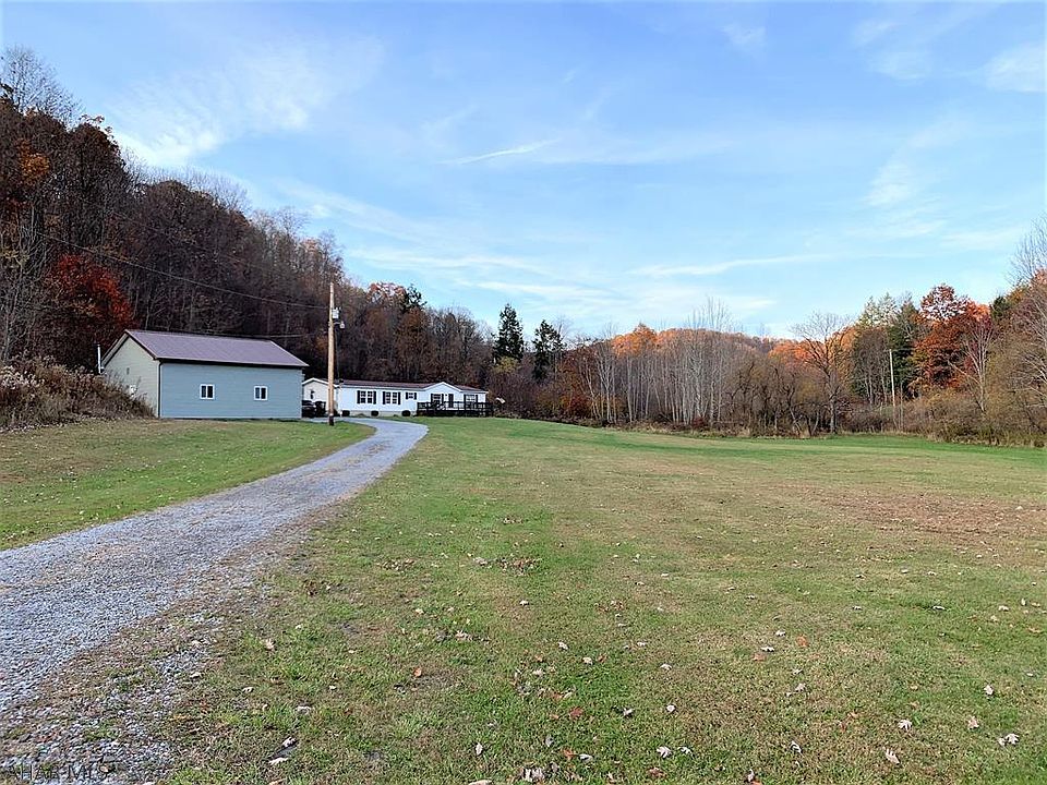 1st image of 1077 Deichland Rd