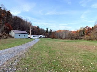 1077 Deichland Rd, Claysburg, PA 16625