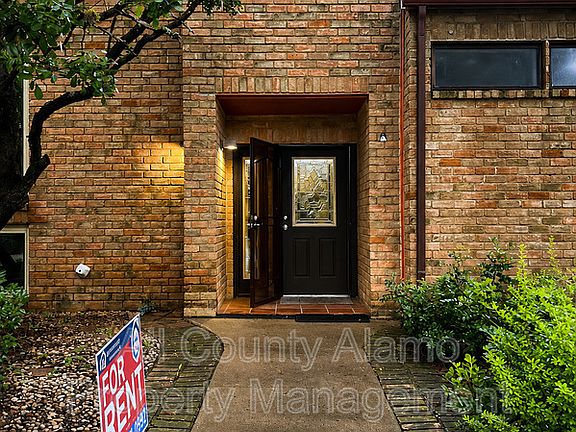 3rd image of 8907 Willmon Way