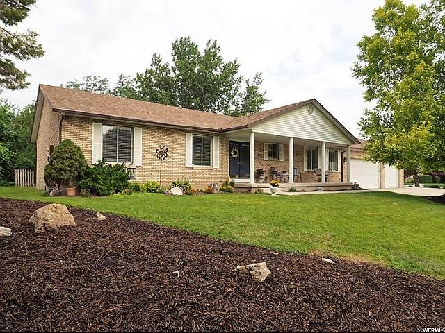1st image of 11210 S Blake Cir