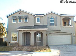5718 Eisenhower Dr, Riverbank, CA