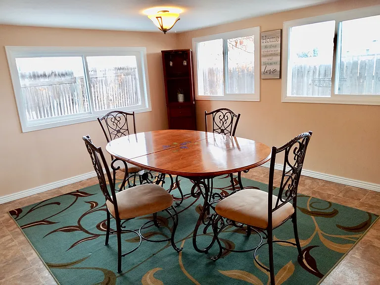 17 Mayweed Ct — Photo 14