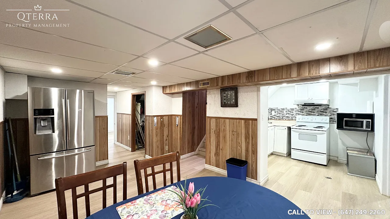 3 bed, 1100 sqft, $1,995 — Photo 1