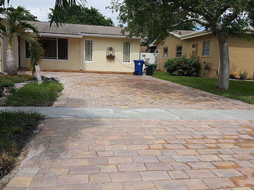 1st image of 11711 NW 34th Pl