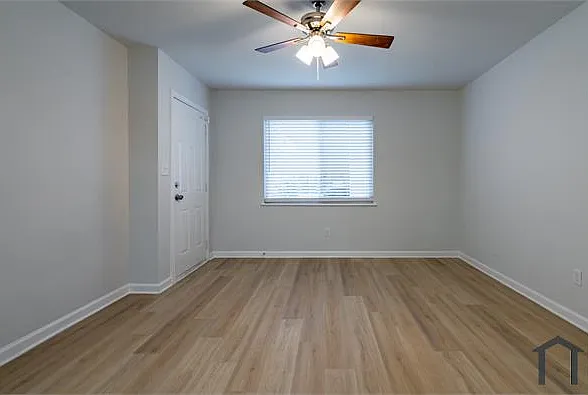 760 Davis Cir SW #6 — Photo 11