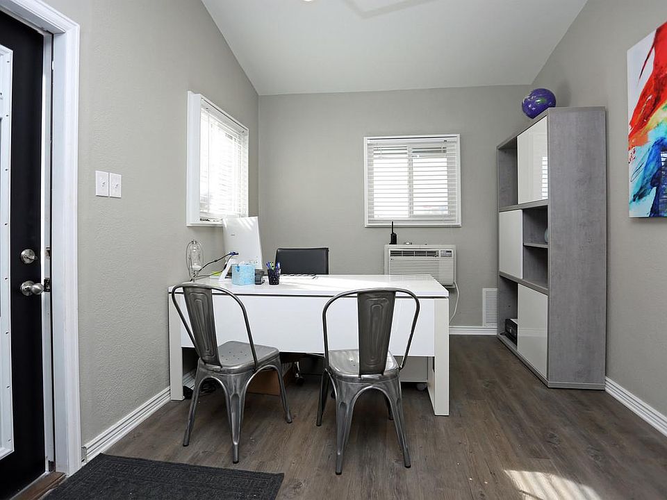 Leasing office