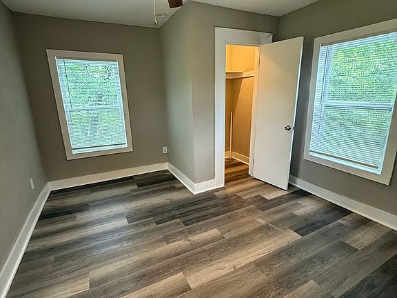 5th image of 2538 Woodland Ave #2B