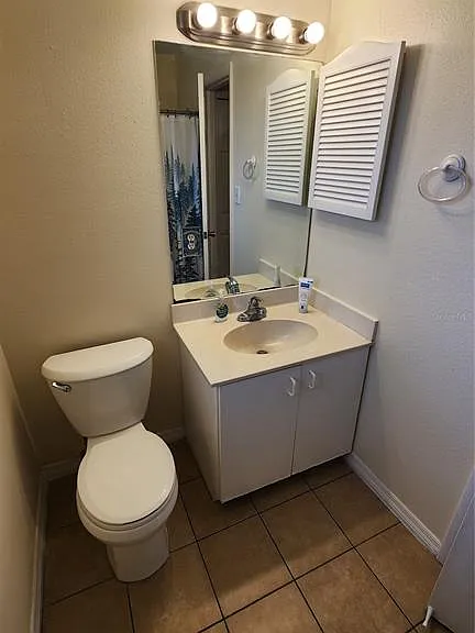 834 Sky Lake Cir #C — Photo 14
