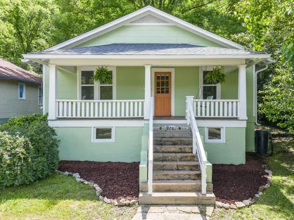 1126 E Elmwood Dr, Chattanooga, TN 37405