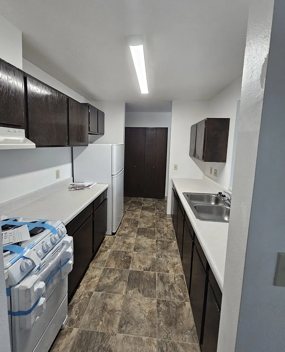 Building Photo - 409 S Hudson Ave #1