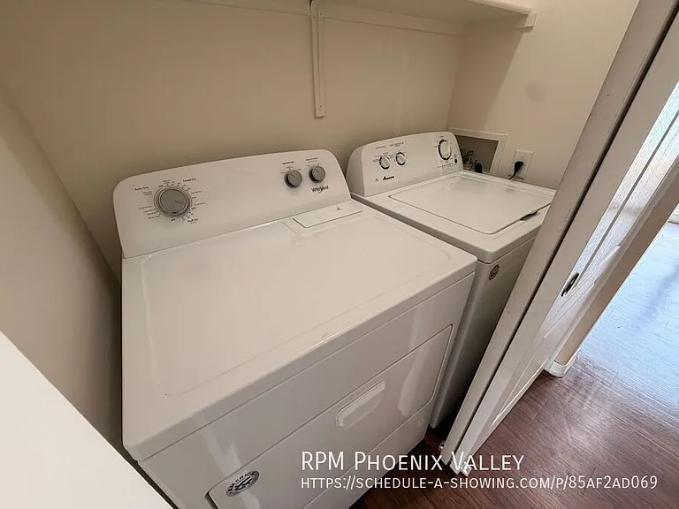 Bell Villas Apartments — Photo 25