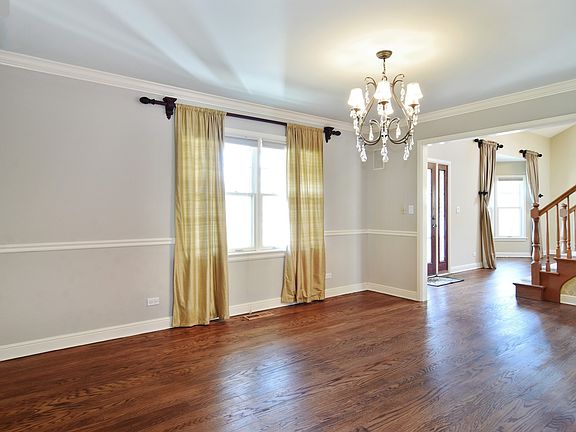 4th image of 2132 Kenton Ln