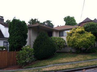 2121 NE Park Rd, Seattle, WA 98105