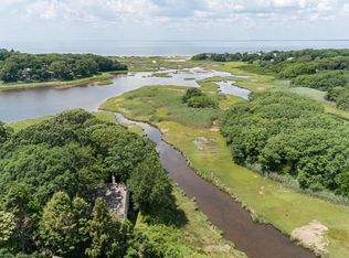 60 Loop Rd, Falmouth, MA 02540