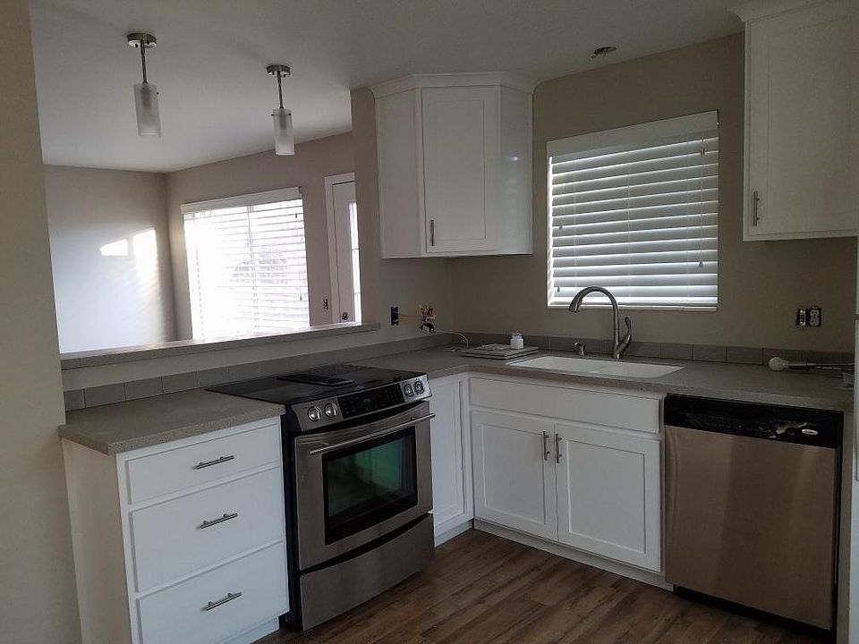 1st image of 2020 E Yuma View Dr