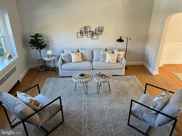 213 Murdock Rd, Baltimore, MD 21212