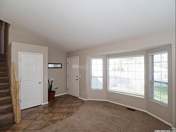 4th image of 6821 S Silverleaf Cir