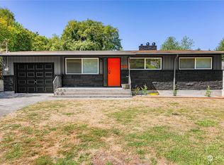 2010 Sunset Dr W, University Place, WA 98466