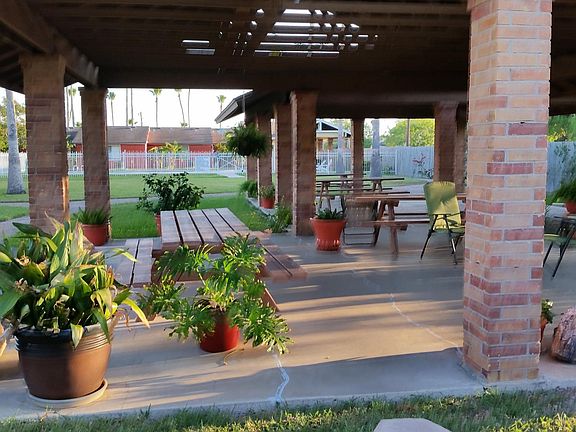 3rd image of 1302 Palo Blanco Dr #Z
