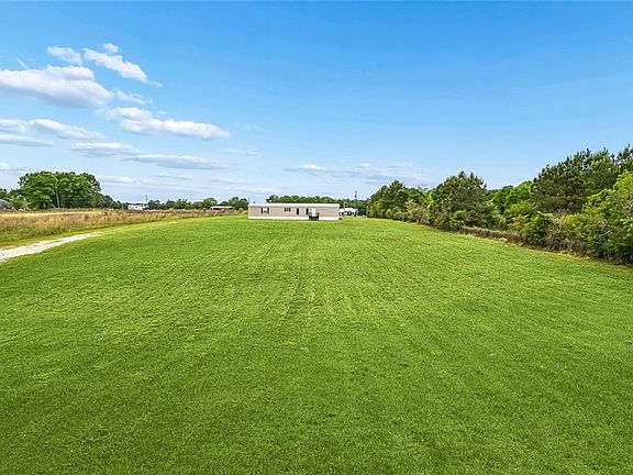 4th image of 30381 Woodrow Magee Rd