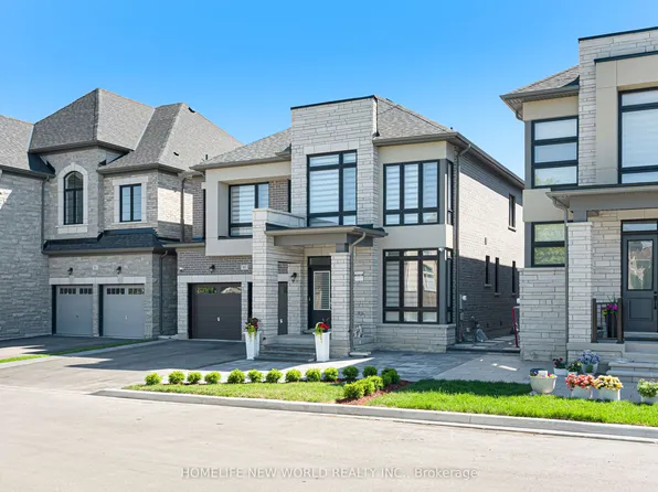 80 Weslock Cres, Aurora, ON L4G 7Z4