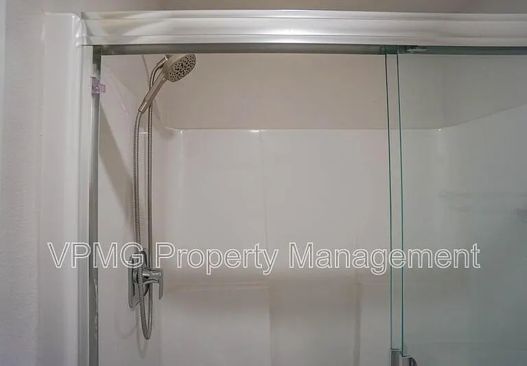6921 NE 16th Ave — Photo 36