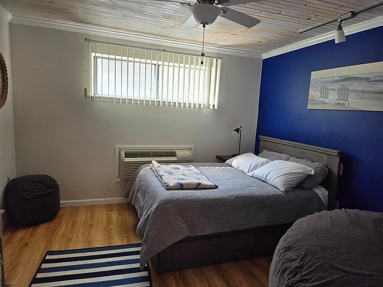 9510 Amherst Ave #114 — Photo 15