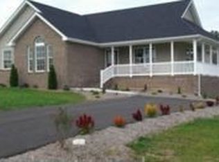 205 Woodbridge Dr, Elkton, VA 22827