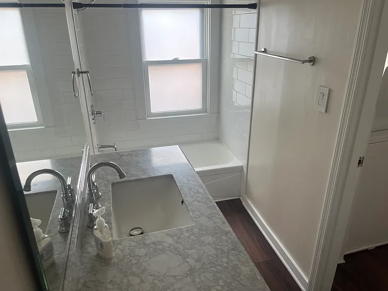 3645 Wilshire Ave #2 — Photo 8