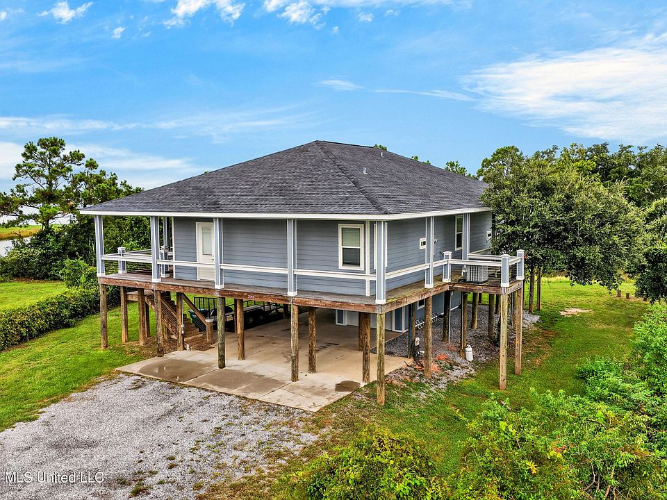 1st image of 3146 Gulfview Pl