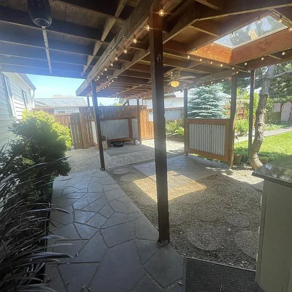 2145 Lombard St — Photo 19