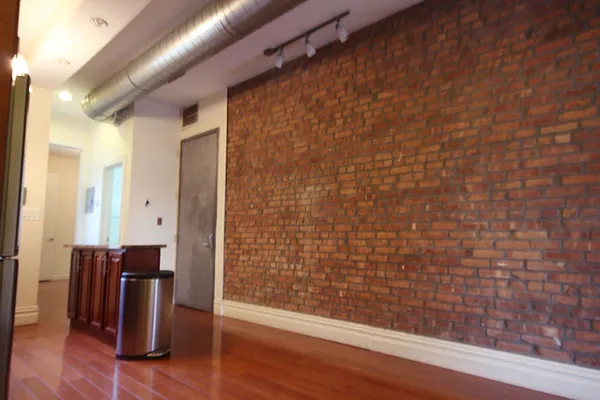 Rented by Nooklyn NYC LLC | media 26