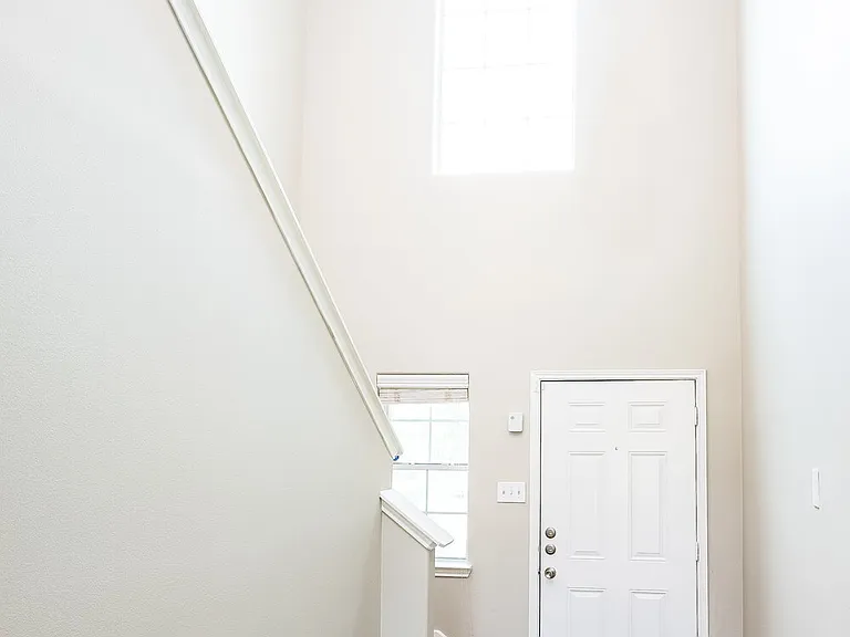 4419 Thistle Pond Ct — Photo 2