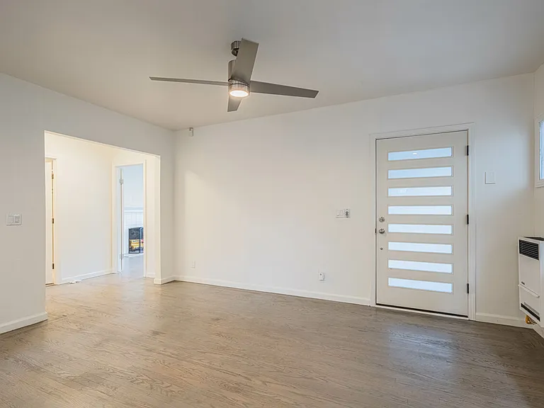 4211 Martin Luther King Jr Way — Photo 10