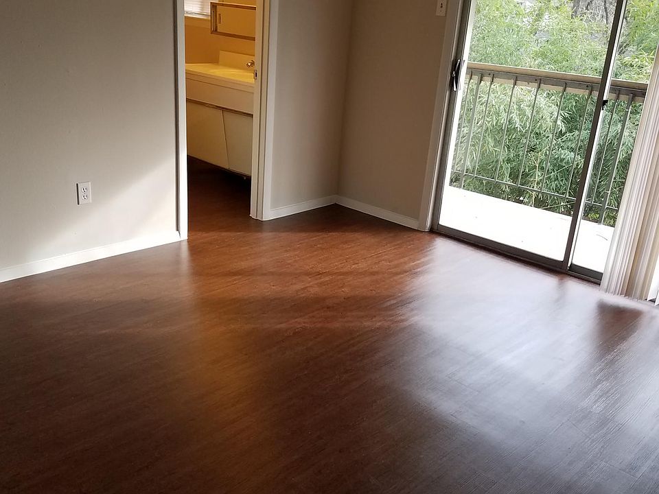 2nd image of 1330 Winding Brook Ln APT 161