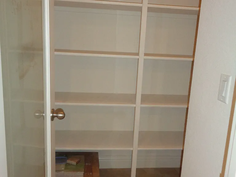 2140 Cling Dr — Photo 9