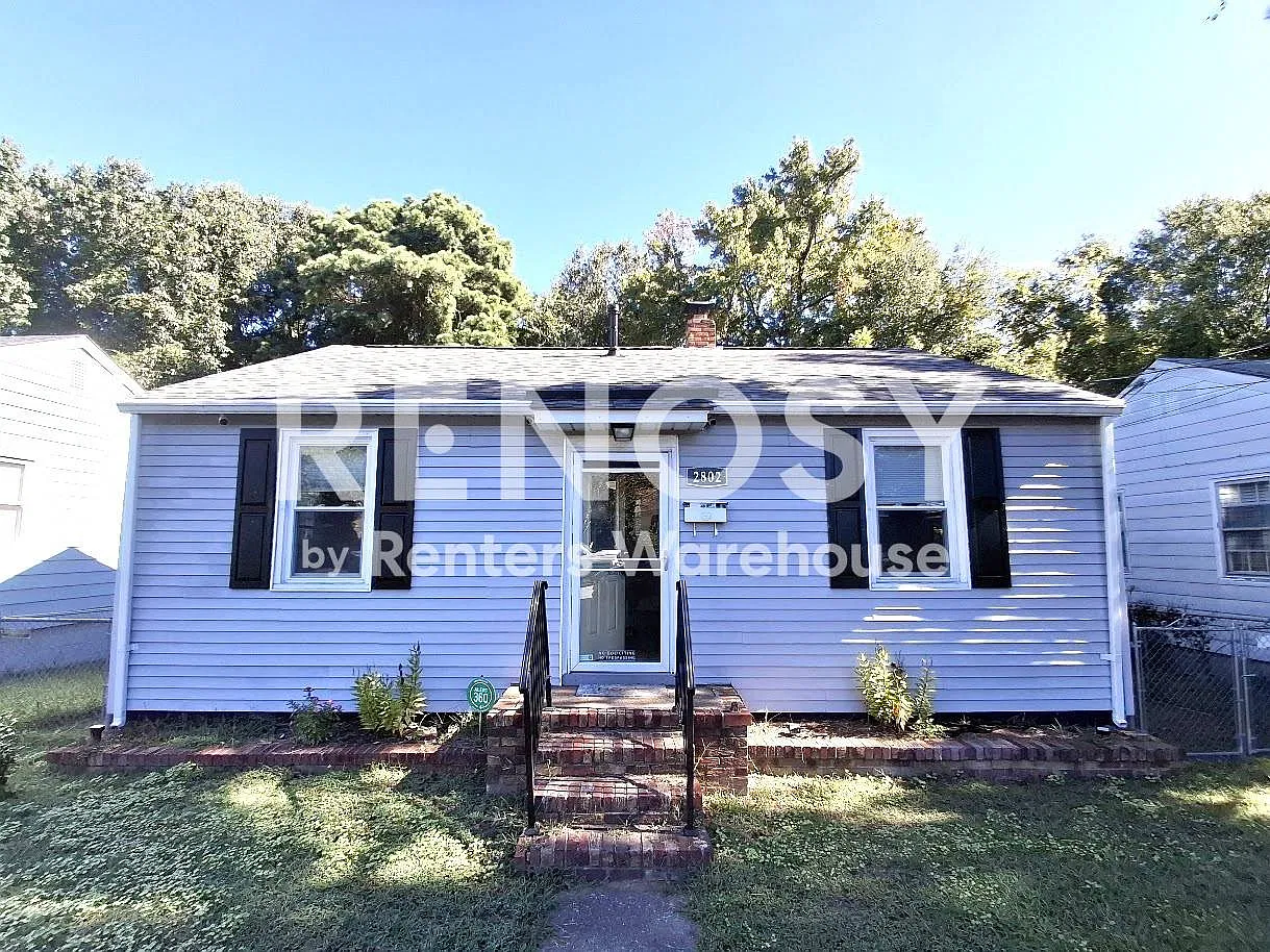Charming Home with Spacious Yard! — Photo 1
