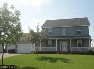 9495 Cottontail Dr, Saint Bonifacius, MN 55375